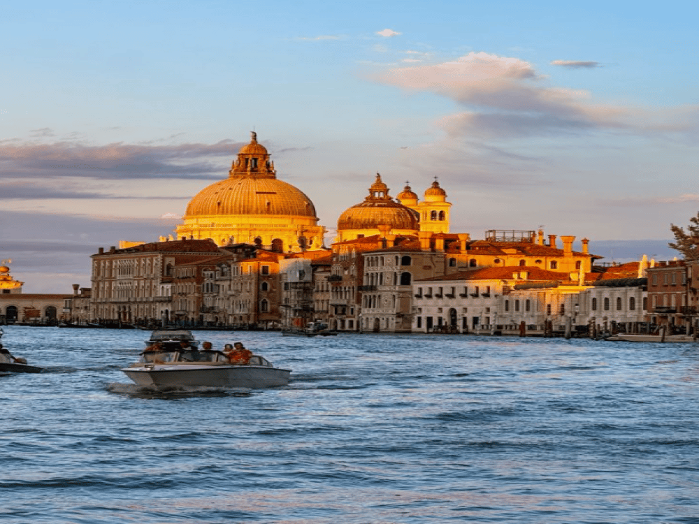 Do and Don’ts in Venice, Italy