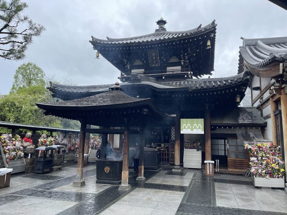 Osaka: Isshin-ji Temple | ®ExcursionMania