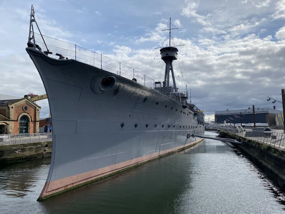 Belfast: HMS Caroline | ®ExcursionMania