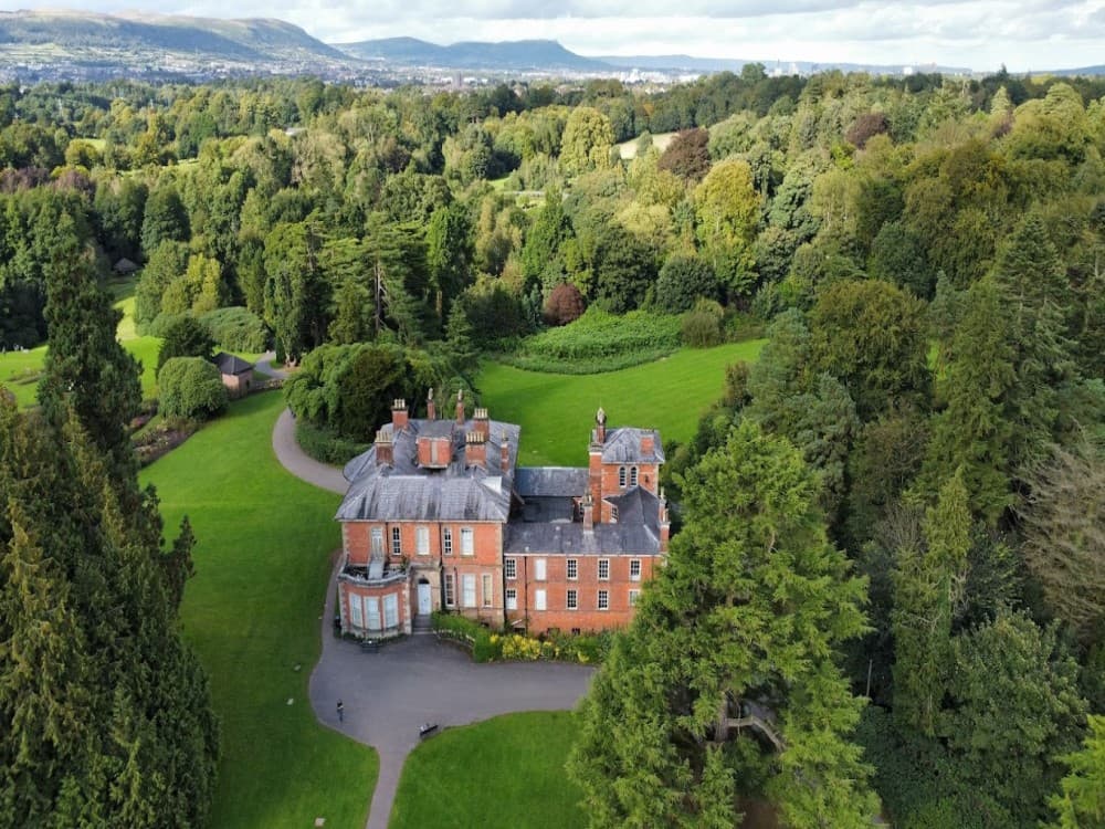 Sir Thomas and Lady Dixon Park