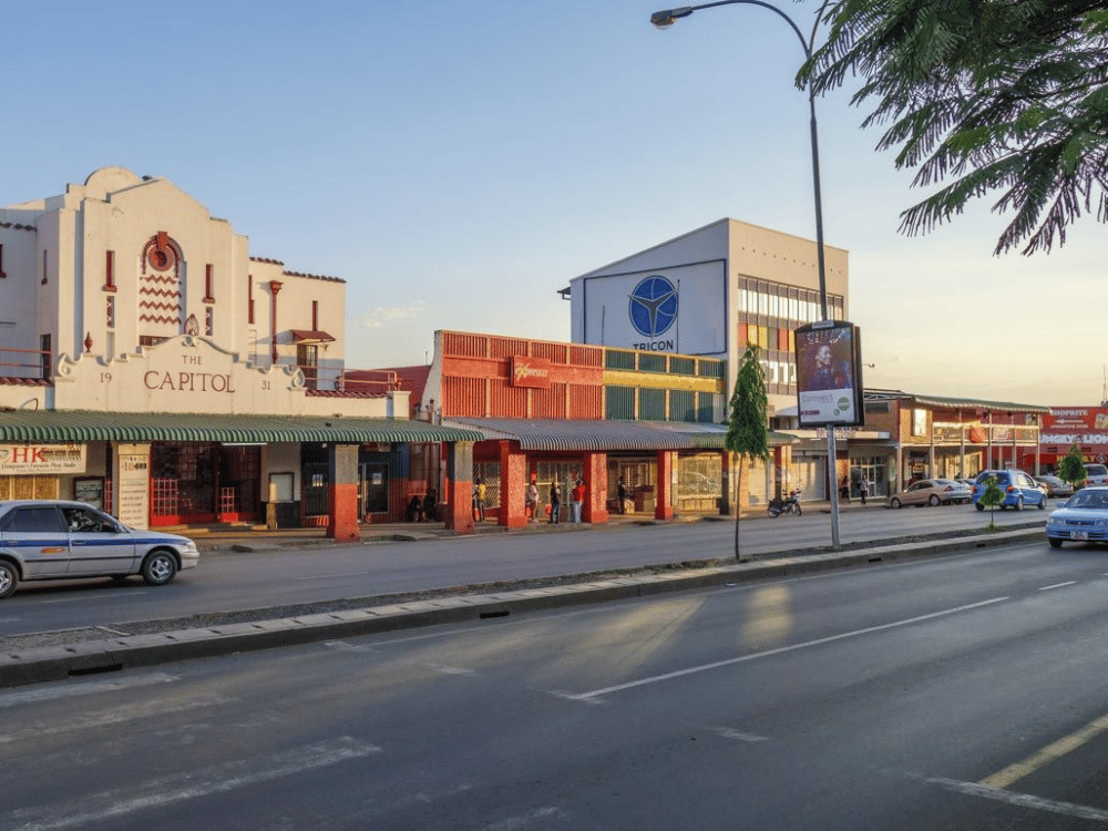 What Is the Best Time to Visit Livingstone?