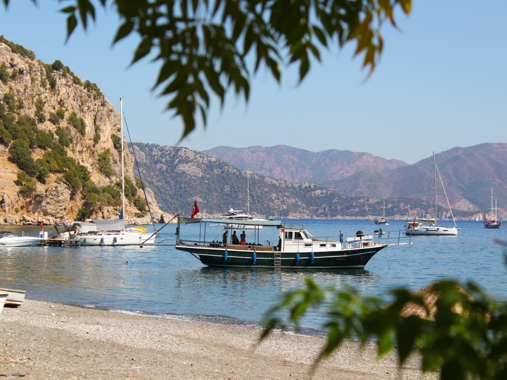 What are the beaches like in Marmaris?