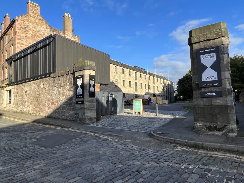 Edinburgh: Holyrood Distillery | ®ExcursionMania