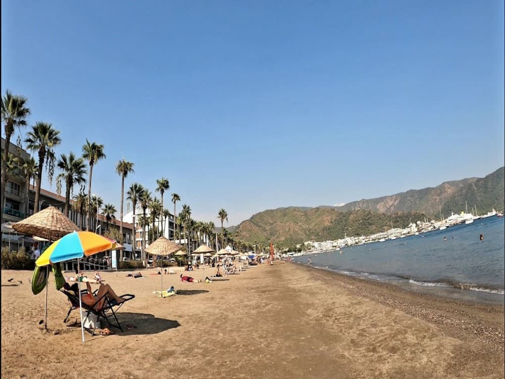 A Guide to Marmaris’s Stunning Beaches: Where to Swim, Sunbathe, and Snorkel