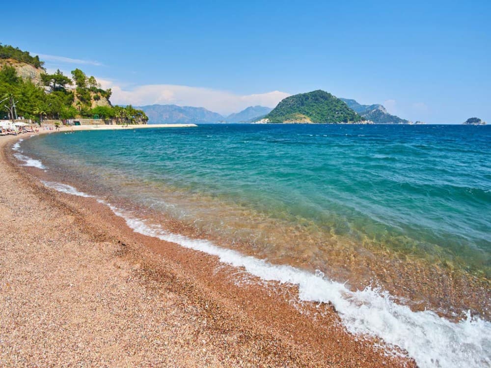 A Guide to Marmaris’s Stunning Beaches: Where to Swim, Sunbathe, and Snorkel