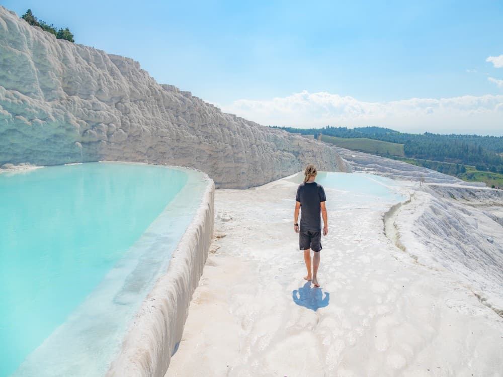 Why is Pamukkale white?