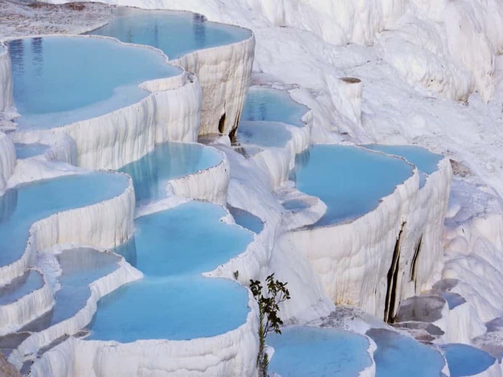 What is the best time to visit Pamukkale?