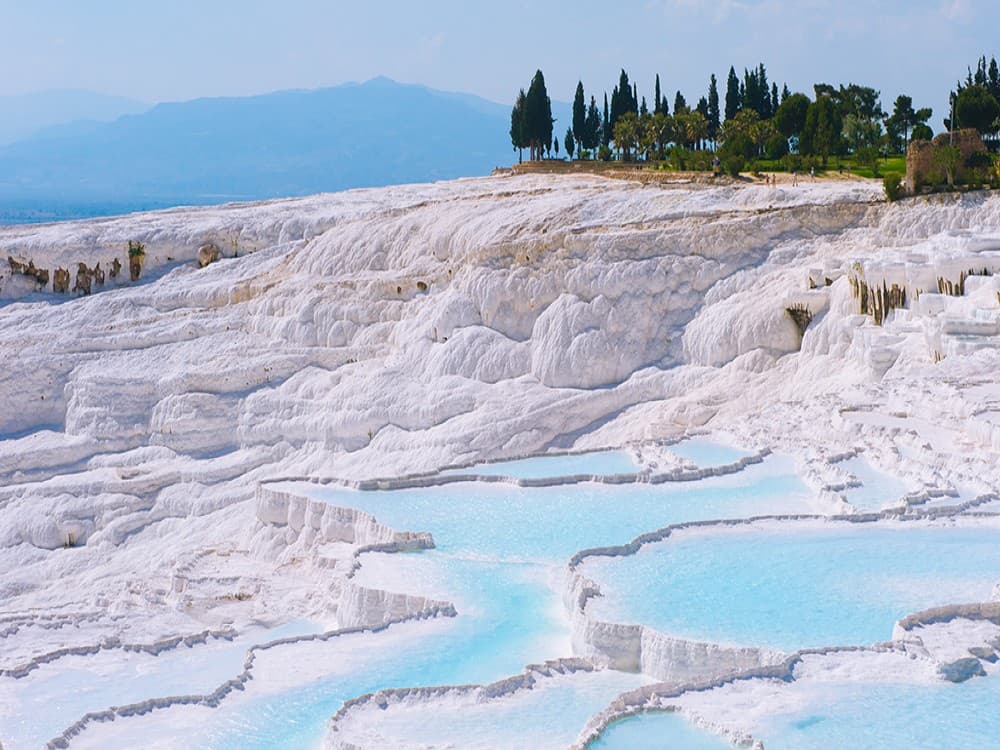 What is the best time to visit Pamukkale?