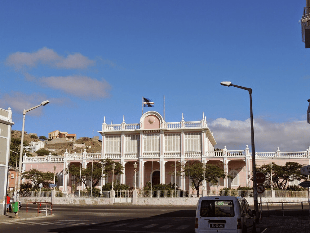 What Is the Best Time to Visit Mindelo?