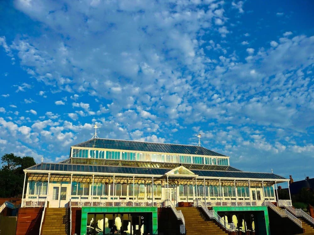 The Isla Gladstone Conservatory