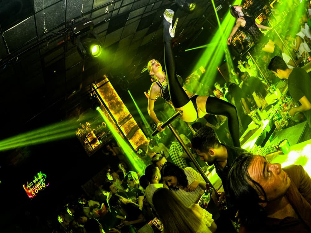 Is Antalya good for nightlife?