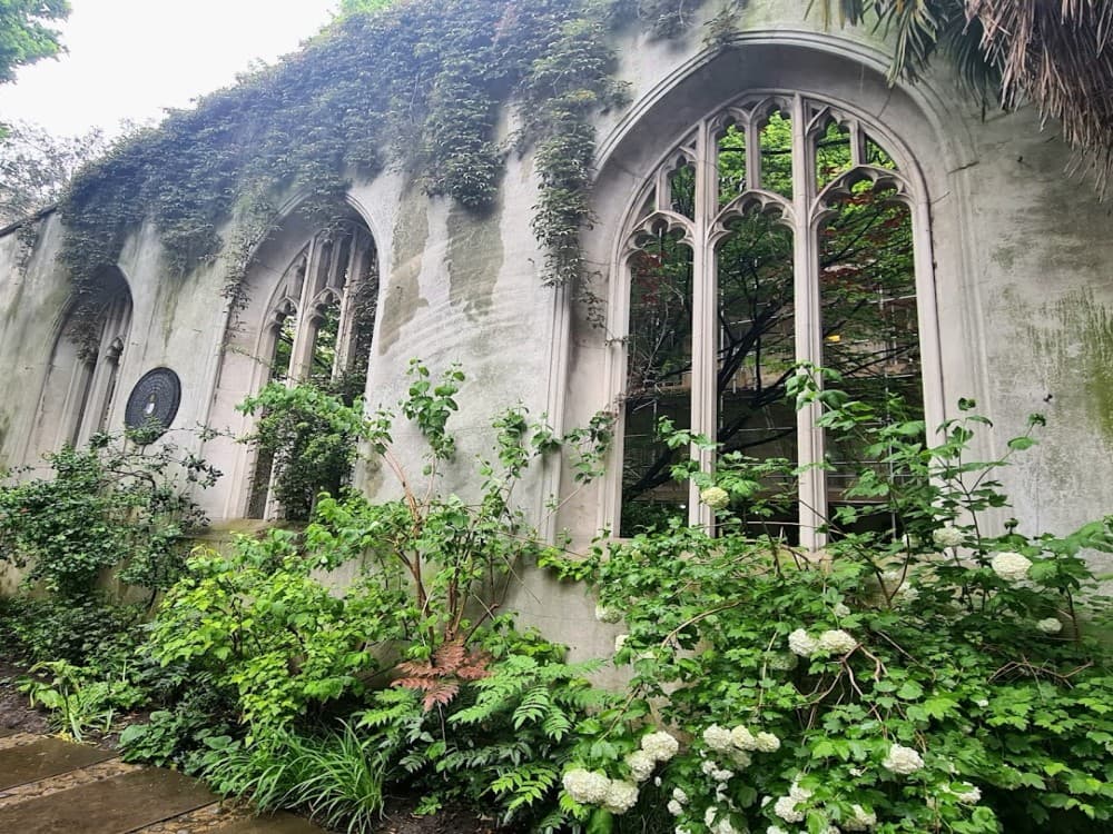 St Dunstan in the East Church Garden
