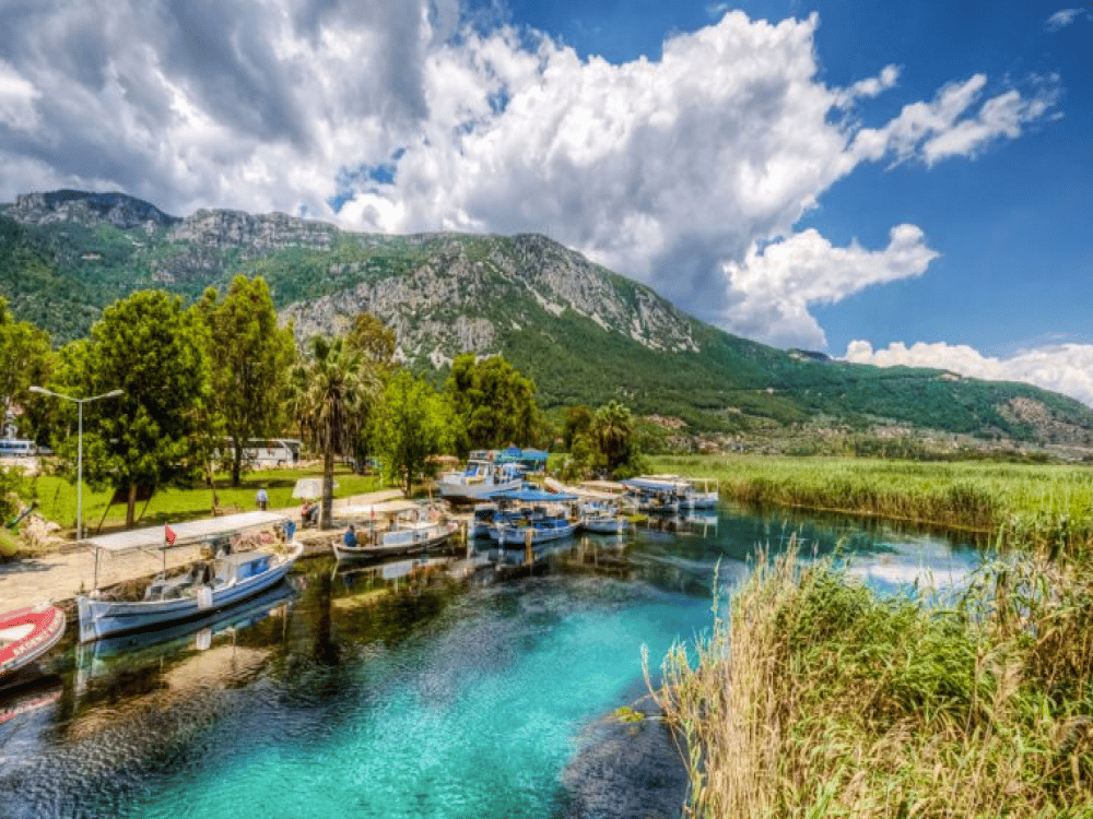 What Kind of Food Is Akyaka Known For?