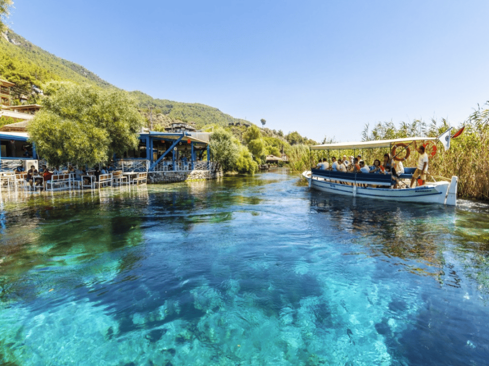 What Kind of Food Is Akyaka Known For?