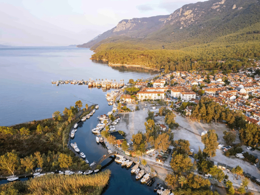 What Kind of Food Is Akyaka Known For?