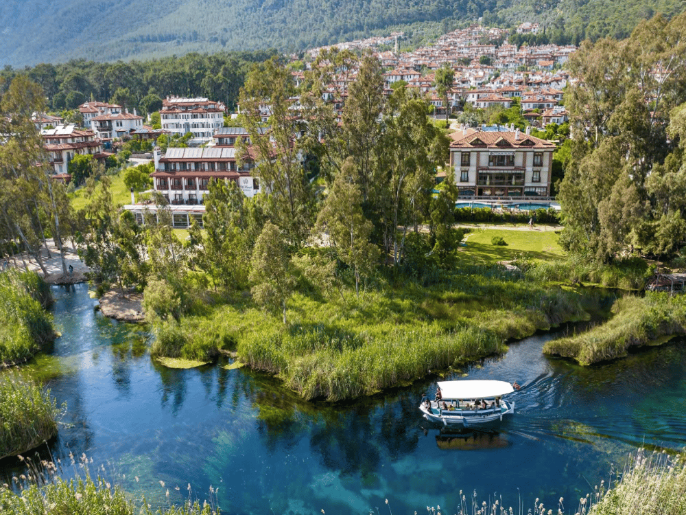 What Kind of Food Is Akyaka Known For?