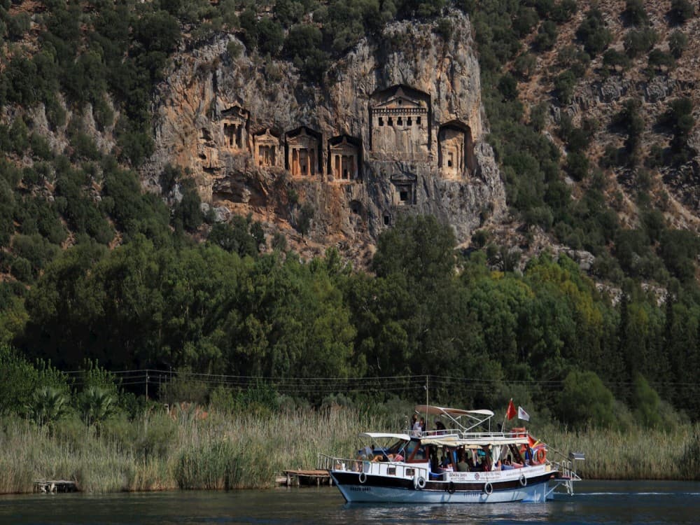 Can you see turtles in Marmaris?