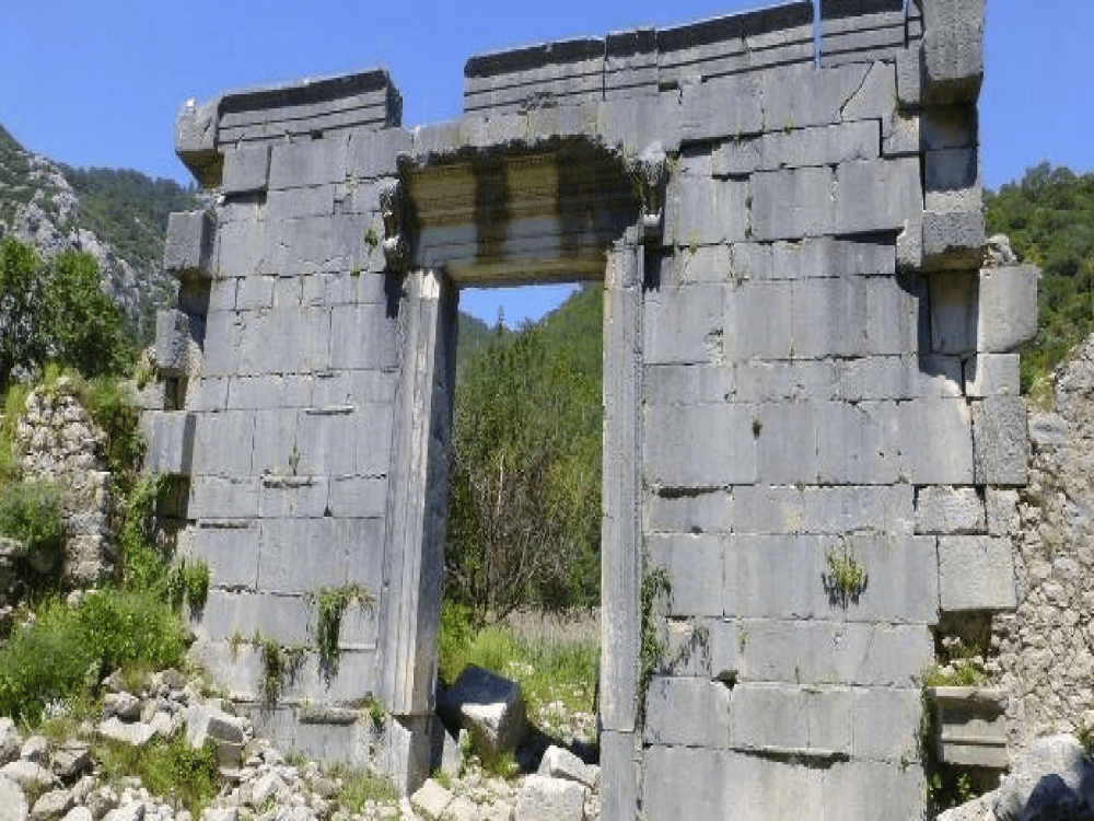 Is Kemer Good for Shopping?