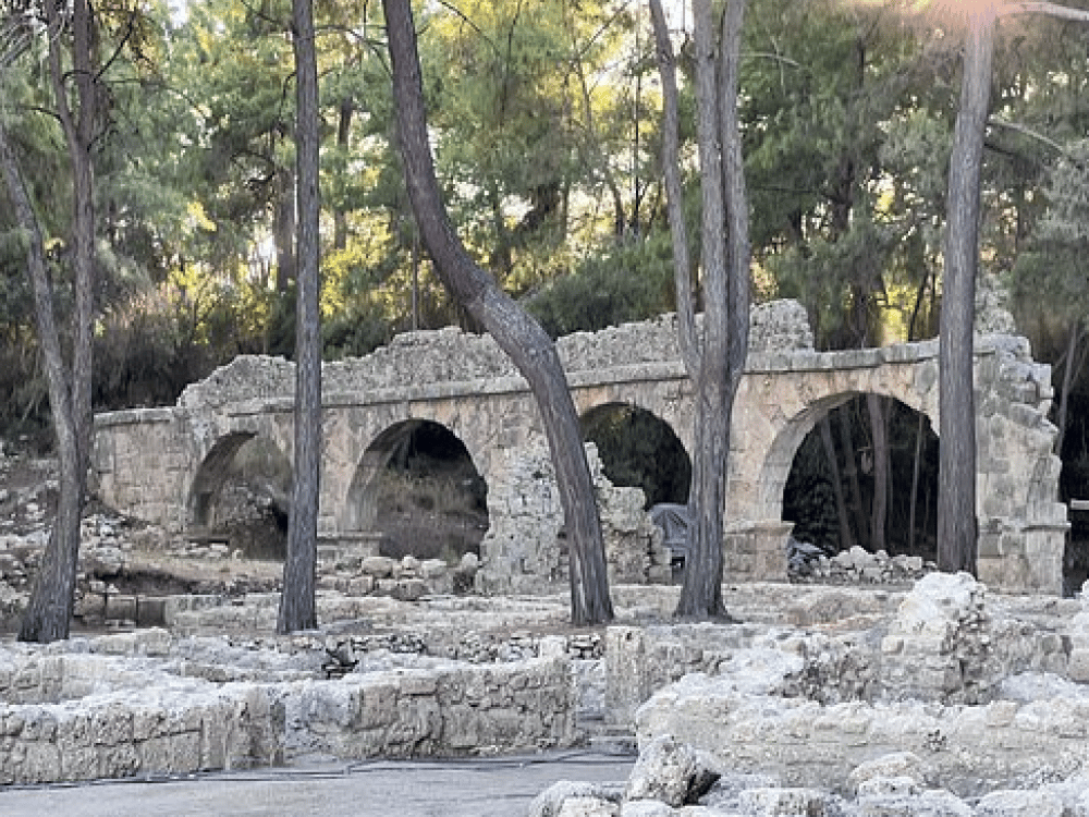 How Do You Get Around in Kemer?