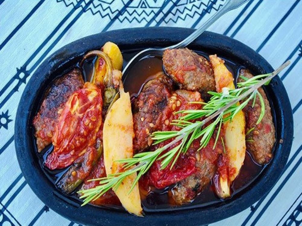 Izmir: What Food Is İzmir Famous For? | ®ExcursionMania