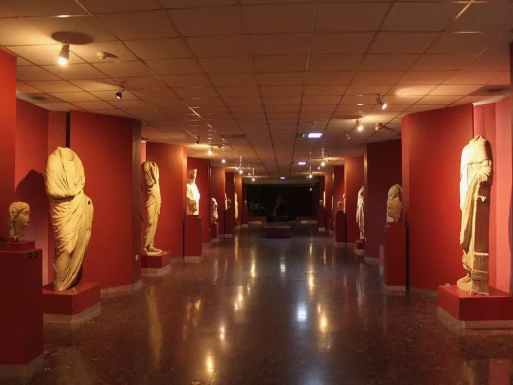 Where Should I Go in Izmir?