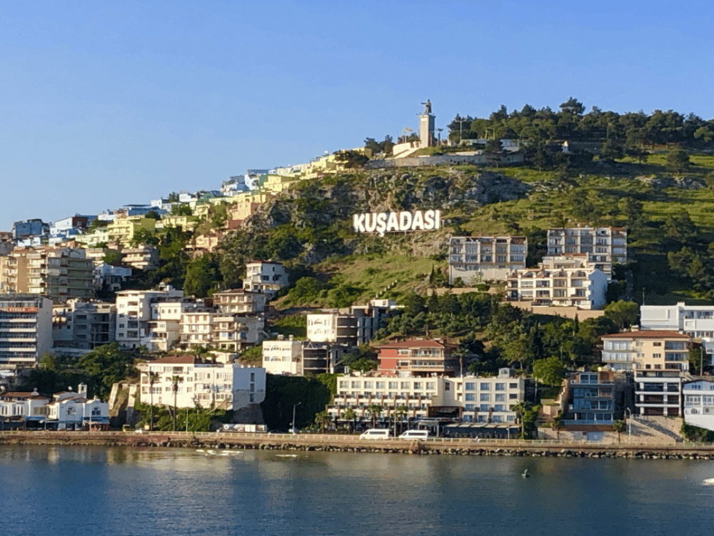 When Is the Best Time to Go Swimming in Kusadasi?