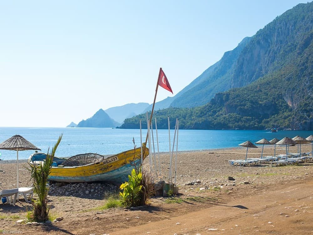 Are Olympos and Çıralı the same place?