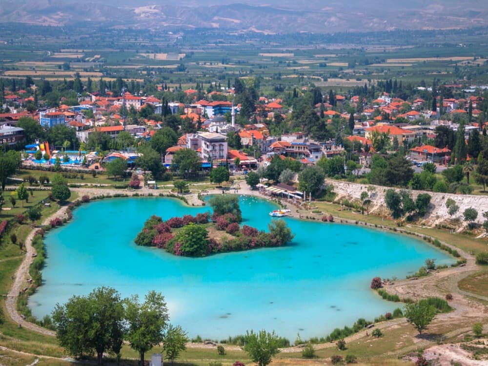 Pamukkale: How to spend a day in Pamukkale? | ®ExcursionMania