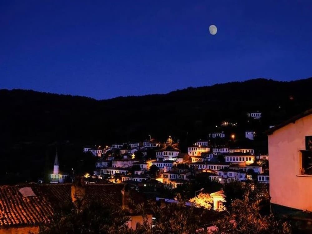 Is Selcuk safe at night?