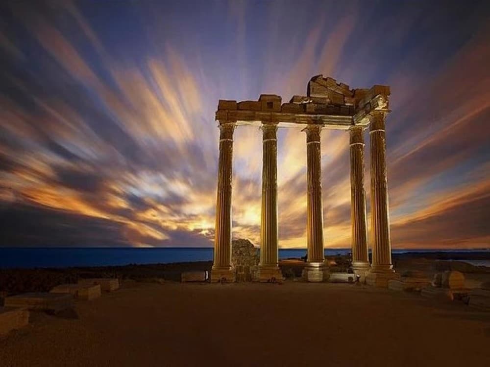 What can you do in Side Turkey?