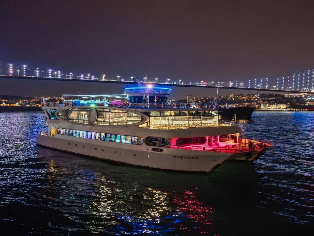 Can you drink alcohol in Istanbul