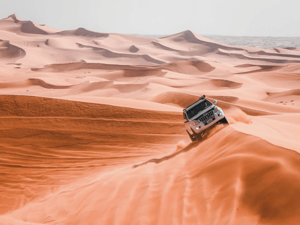 What is the cheapest month to go to Dubai?