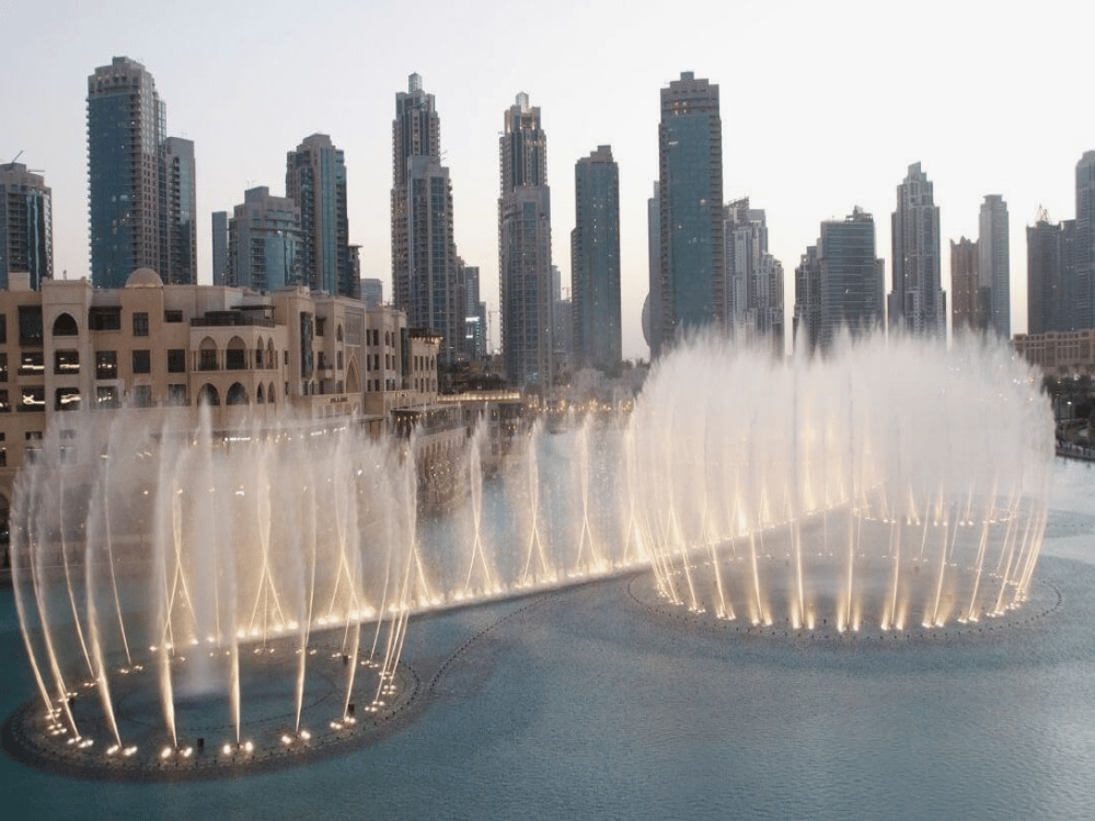 What can't you do in Dubai as a tourist?