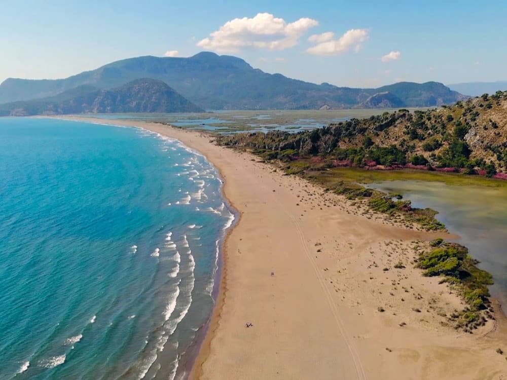 Turunç: Does Turunc have sandy beaches? | ®ExcursionMania