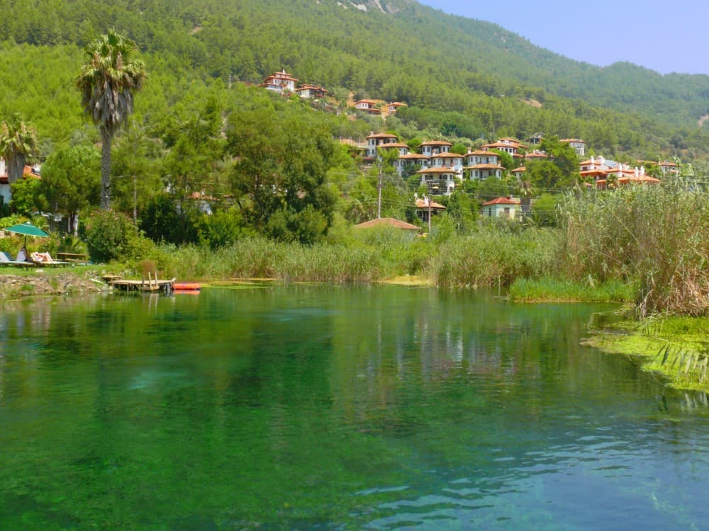 Why Akyaka is the Perfect Kite Surfing Destination?