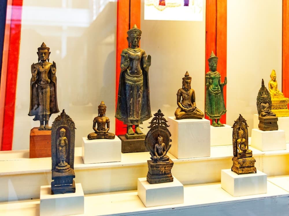 Chao Sam Phraya National Museum