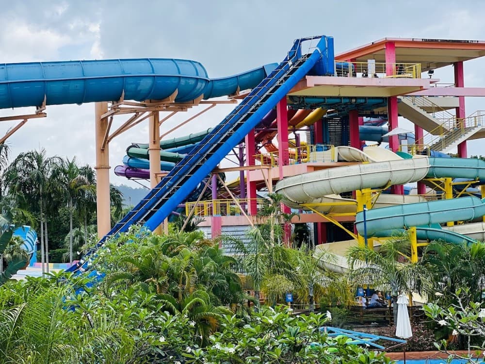 Splash Jungle Water Park