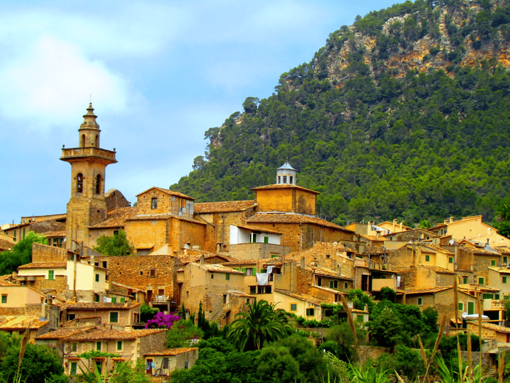 What Are the Best Day Trips from Mallorca?