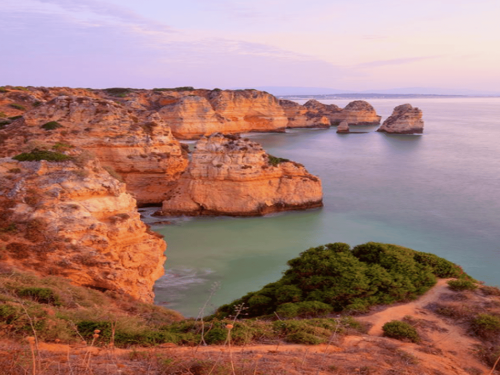 What is the Best Month to Visit Lagos, Portugal?