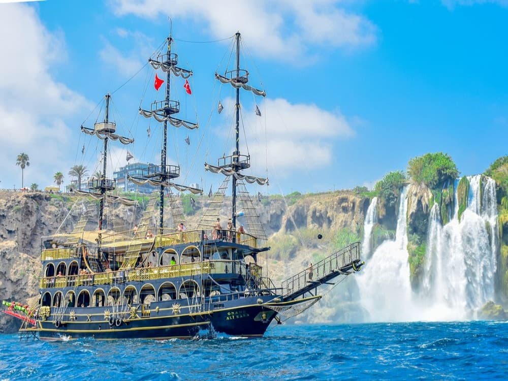 Antalya: Antalya Pirate Boat Trip | ®ExcursionMania
