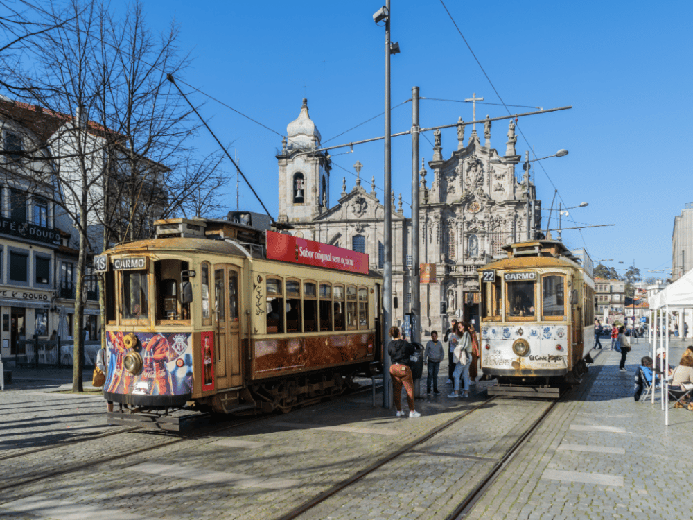 Is It Safe to Walk in Porto at Night?
