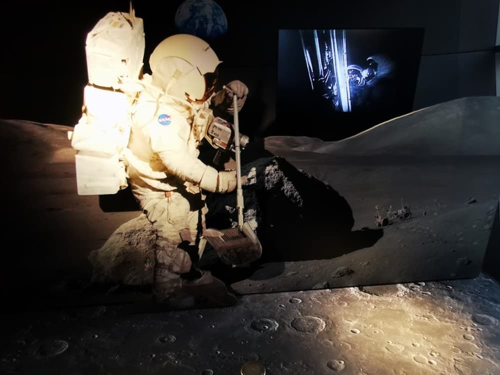 ESO Supernova Planetarium & Visitor Centre