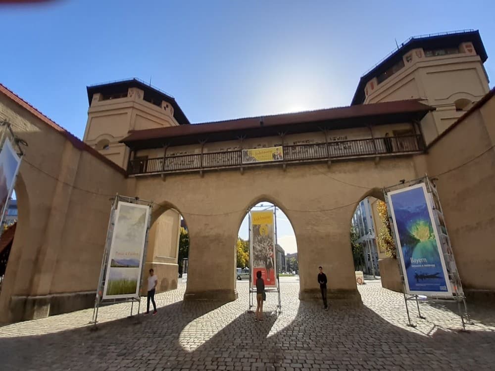 Isar Gate