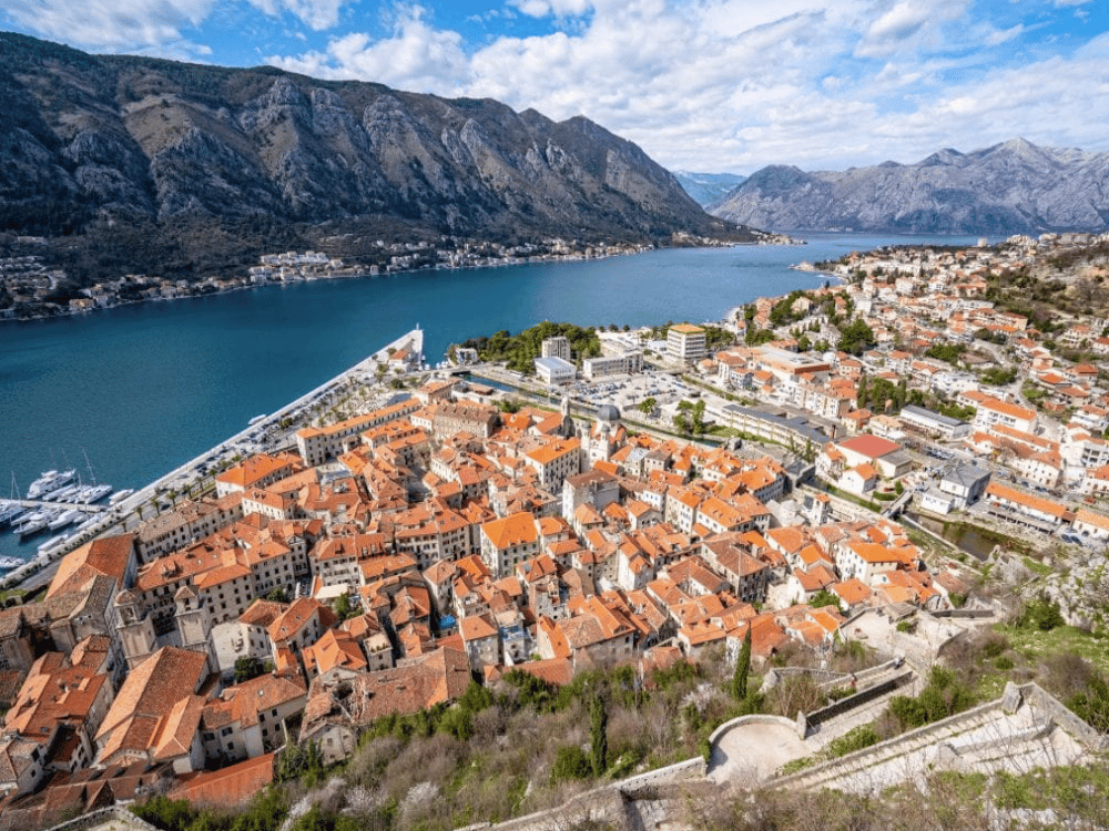 What is the Best Way to Get Around Kotor?