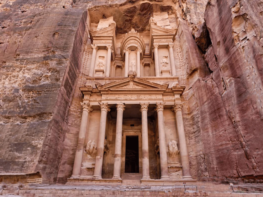 What Are the Best Day Trips from Wadi Rum?