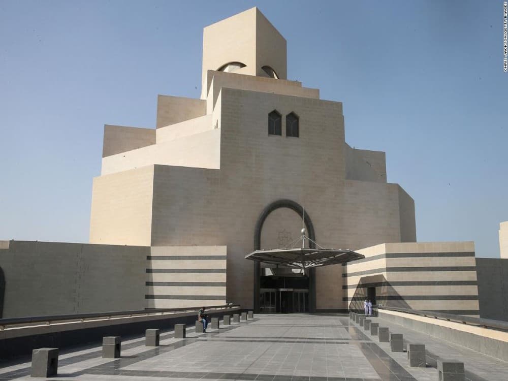 What Are the Must-Visit Attractions in Doha for First-Time Travelers?