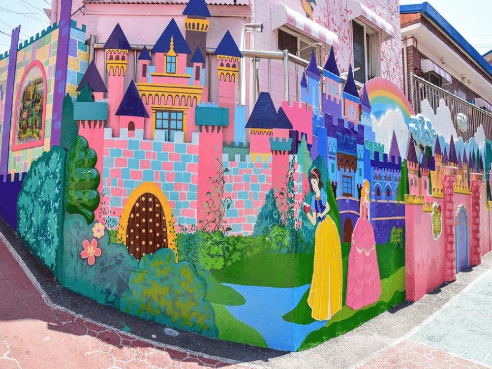 Haenggung-dong Mural Village