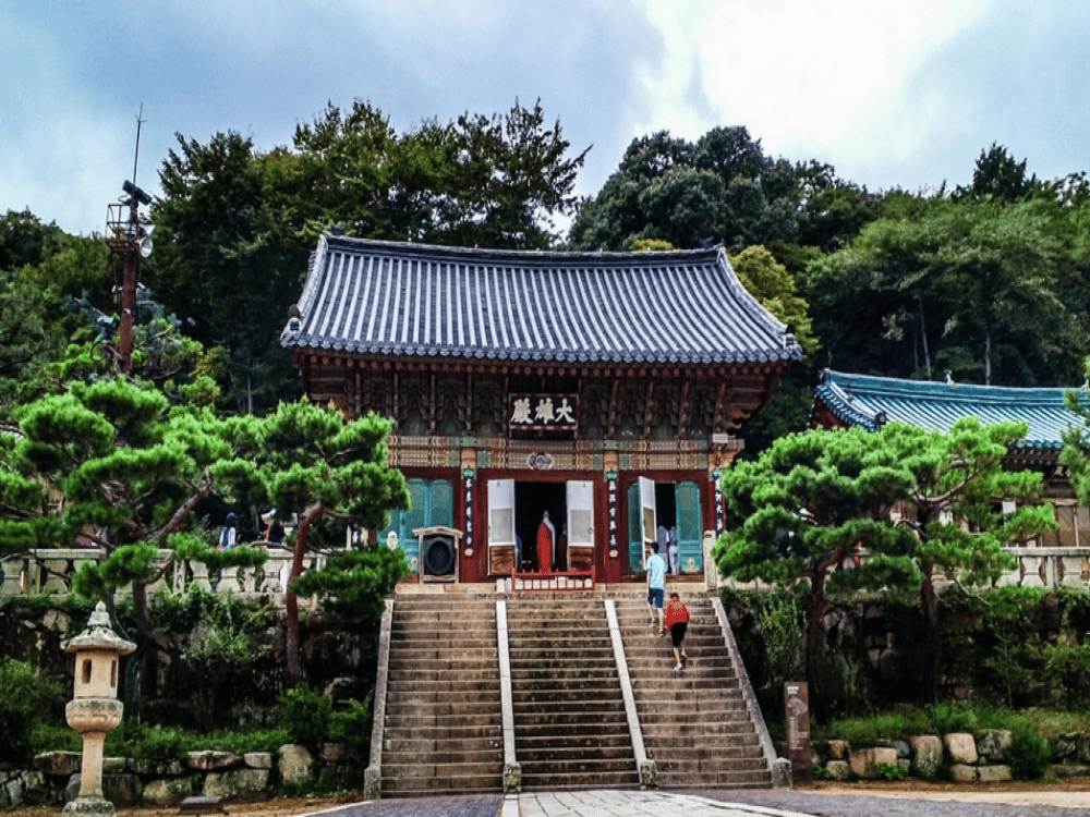 Beomeosa Temple