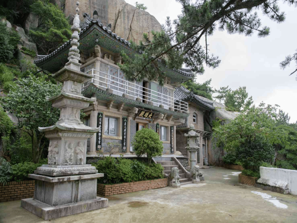 Seokbulsa Temple
