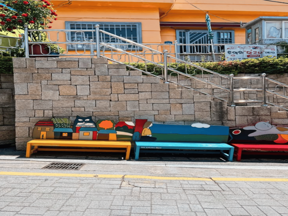 Huinnyeoul Culture Village